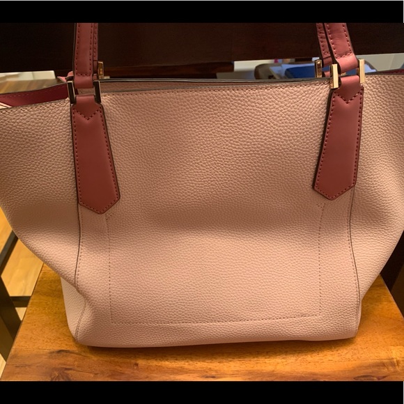🌟 NWOT Large Pink Micheal Kors Tote 🌟 - Picture 4 of 6